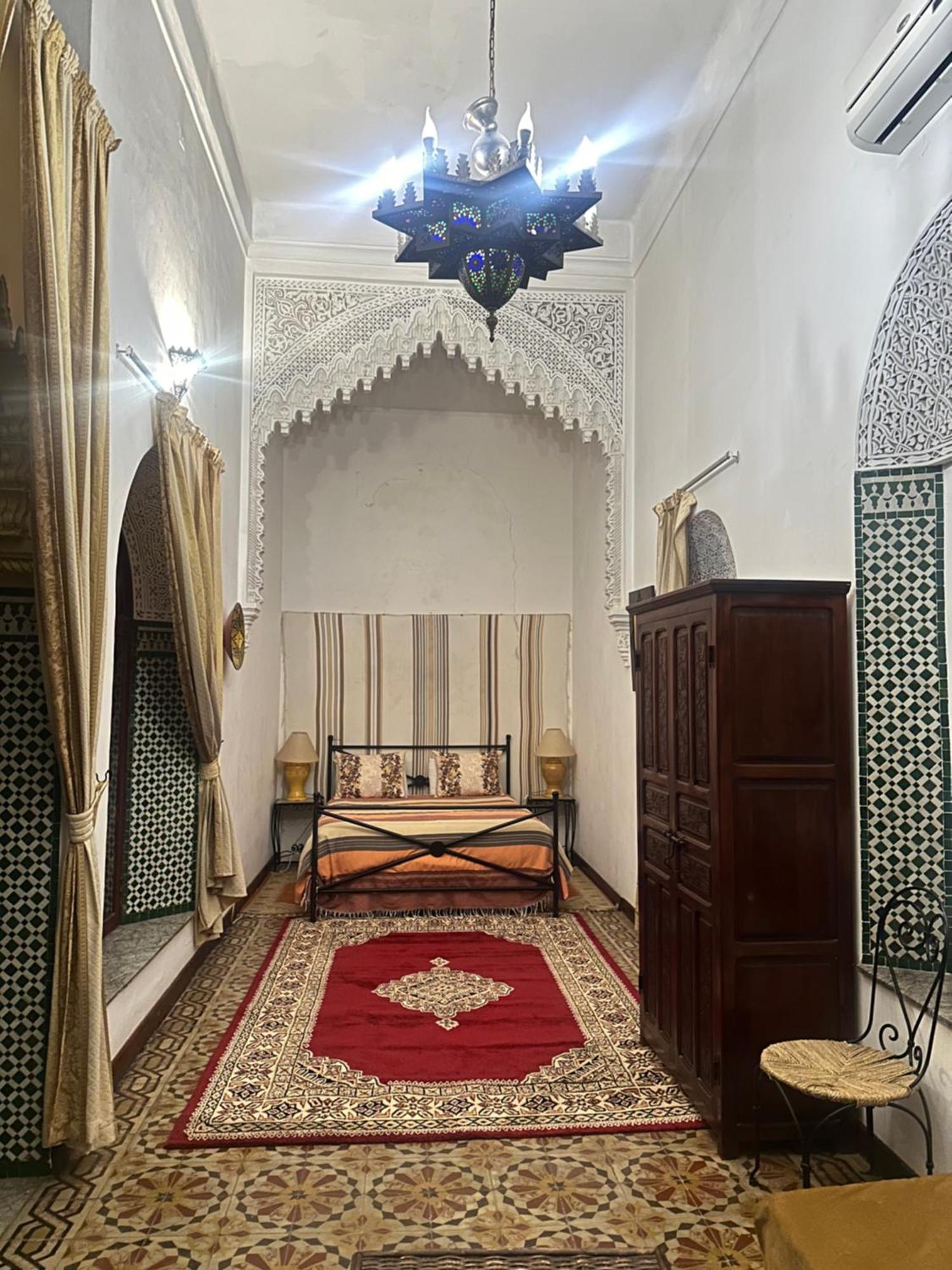 Riad A La Belle Etoile Salé Exterior foto